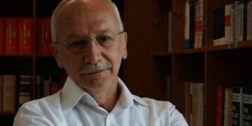 Gelecek Bazen Gelmez – Cemal Şakar